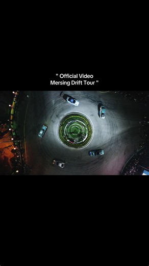 Official Video Choii Motorsport Drift Tour Mersing 🫶🏻 Jumpa lagi 10 Tahun orang mersing , Vibes mersing sampai harini kami semua rindu ❤️ @Uncle Shah @mikemotormaniac @motormaniac.co @Jeff Jzx @Chop Nagata @HUSSIN DRIFT TEAM @Amirul Jebat 92 @@ZULNAZA/FZR @MONARCHY MOTORSPORT CLUB