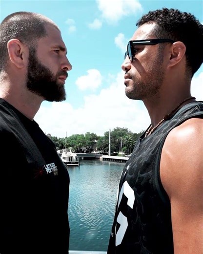 Jiri Prochazka and Carlos Ulberg face off! #ufc327