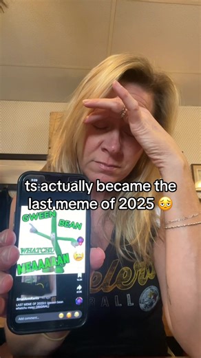 Kate is CRAY CRAY! (@kateiscray)’s video of Gween Bean Whatchu Mean