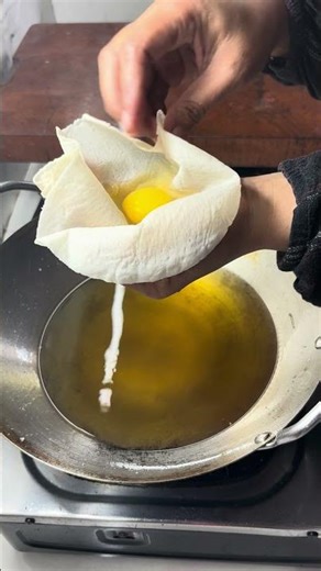 Making a fried egg nest #FK