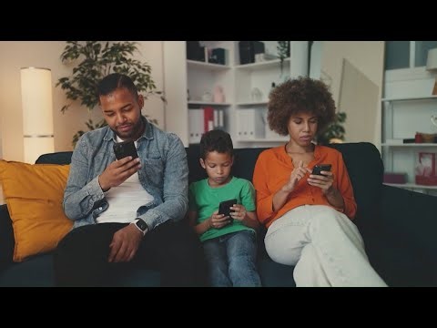 How to lower your cellphone screen time