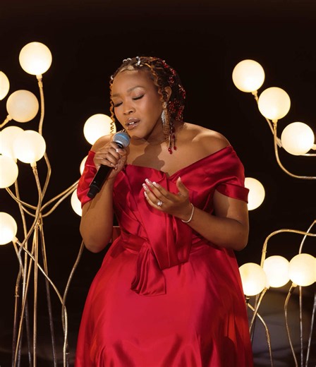 Another incredible episode representing my home and our amazing music 🇿🇦❤️ Lakutshn’ ilanga is one of my favorite South African love songs. I recorded a version similar to this one at the beginning of the year with my good friend Peter Collins. So I was really looking forward to this one. Grateful for another strong week on SilkWay Star. 💫