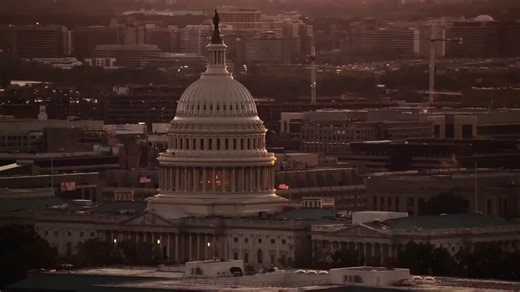 COINBASE JUST TOOK THE CLARITY ACT PUBLIC.“AMERICA VOTED FOR CLARITY. IT’S TIME FOR THE SENATE TO ACT.”New national ad.Months of delays. Internal fights.Then April 9, Armstrong flipped.Now Coinbase is taking it straight to voters.🔹 CLARITY Act front and center🔹 Message aimed directly at the public🔹 Senate markup window open, no date yet🔹 Tim Scott leading the Banking CommitteePressure is now public.$BTC $ETH