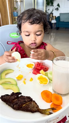 Selah’s Morning breakfast 🥪