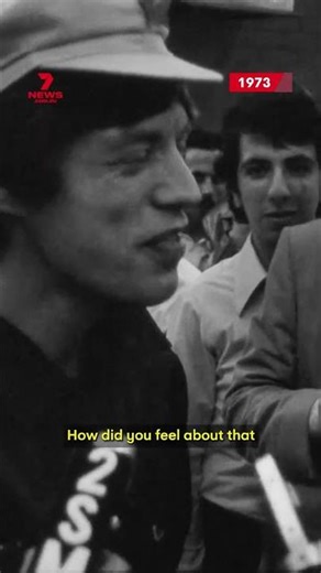 7NEWS Archive: Mick Jagger arrives at Sydney Airport in 1973