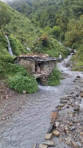 Almost 500 Years Old! Traditional Water Mill Still Working in a Remote Himalayan Village of Nepal