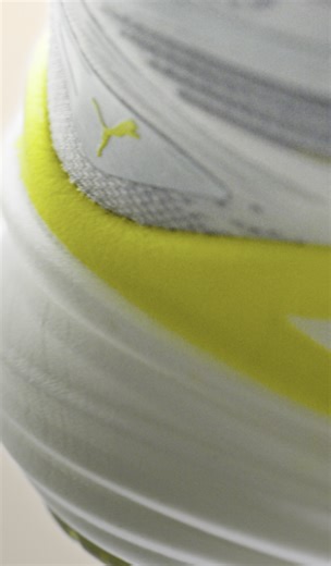 CUSHIONED TO THE MAX. PUMA Running MAGMAX 2 - dropping 15 January 👟💨 #GoWild | PUMA