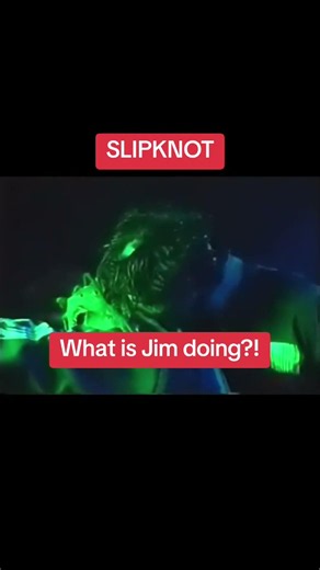 Jim Nuzzling Corey #jimroot #coreytaylor #liveclip #slipknot #concerttok