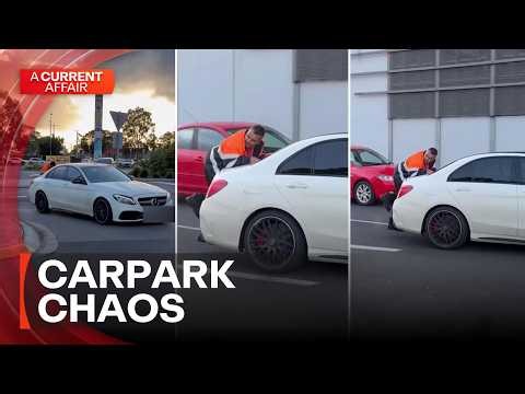 'Not on my watch': Mechanic clings to customer's car after refusing to pay | A Current Affair
