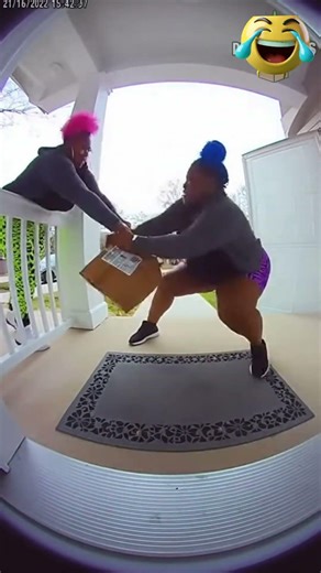 Two Thieves Fight Over Package… Both Get Paint Explosion