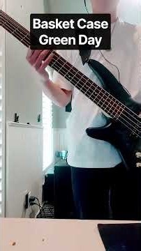 Basket Case by Green Day on bass #punkrock #music #newbands