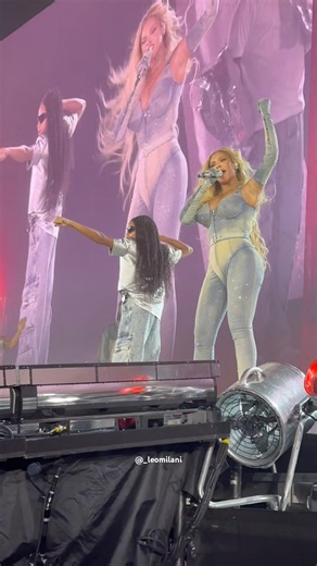 MY POWER! Beyonce & Blue Ivy show their strength together on the stage of the Renaissance World Tour