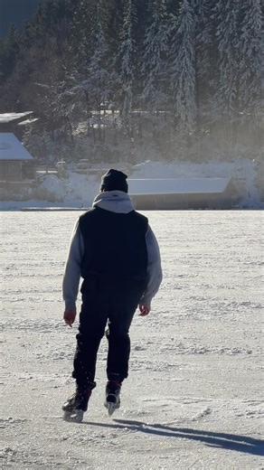 Ice Skating Adventures on Frozen Lakes in Bayern