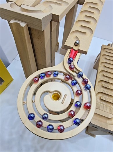 Satisfying Marble Run Race