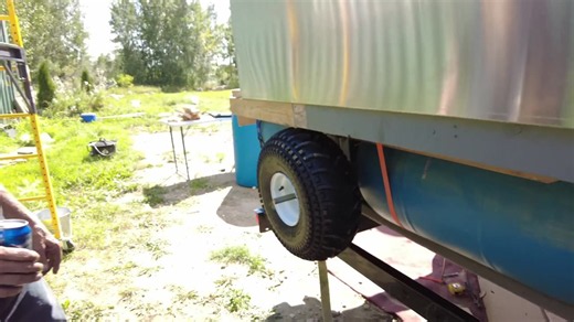 Boat conversion: Adding wheels