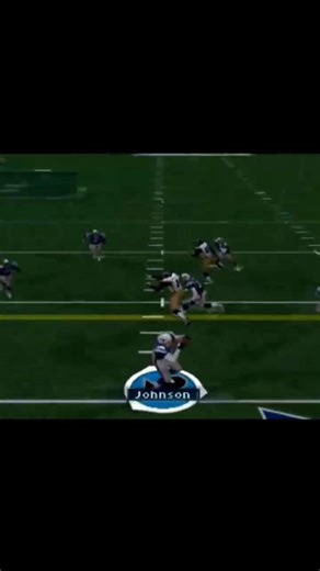 NFL 2K2: We picked off Kurt Warner! #nfl #2k #ps2 #retrogaming #oldschool #rams #patriots