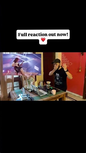 LOVEBITES – Soldier Stands Solitarily 🔥 LIVE REACTION | ラブバイツ