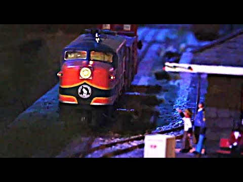 259 - Twin City Model Railroad Museum - Holiday Night Trains - Model Railroad Trains - Part 5