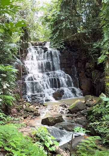 Menemukan Air Terjun Indah di Perjalanan Kita