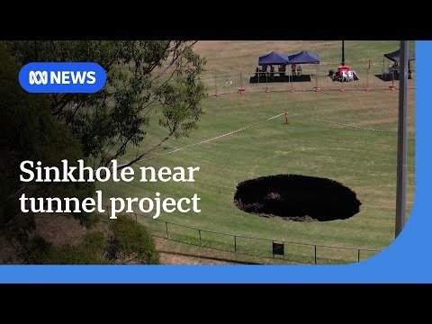 North East Link tunnels under investigation after sinkhole in Melbourne | ABC NEWS