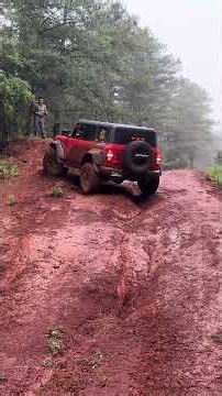 Did the Rising Horse Raptor almost crash on this extreme mountain trail? 🏔️ #4x4 #OffRoad #viral