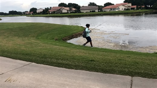He thought it was just bass until an alien-looking fish started attacking, caught on camera