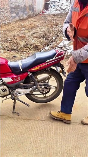 INSANE HACK: Starting A Motorcycle by Hand-Turning Wheel 🏍️