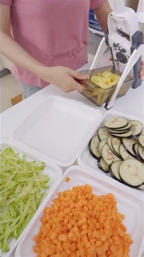 Chop veggies safely and fast 🥬👌 #dhgate #dhgatefinds #coolgadgets