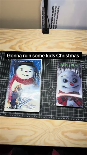 I’ve made this video every December for the past 3 years, it’s like tradition at this point #fyp #vhs #christmas #holidays
