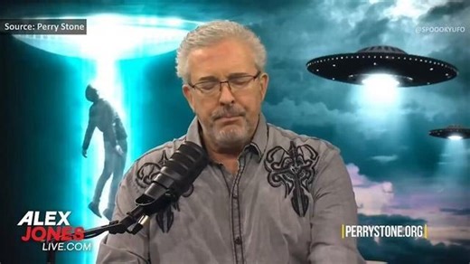 Warning! Pastors Have Been Activated By The Govt To Pacify Their Flocks For The UFO/Alien Invasion!