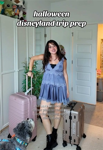 Pack with me for my Halloween trip to Disneyland