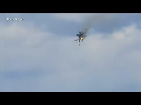 VIDEO: 2 US Navy jets collide mid-air during air show performance in Idaho
