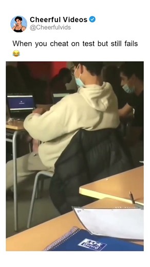When you cheat on test but still fails 😂