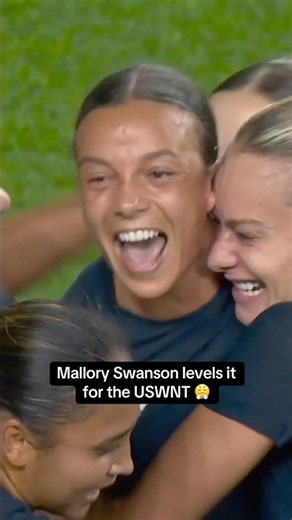 Mallory Swanson scores her first USWNT goal since the Olympic gold medal match 🙌