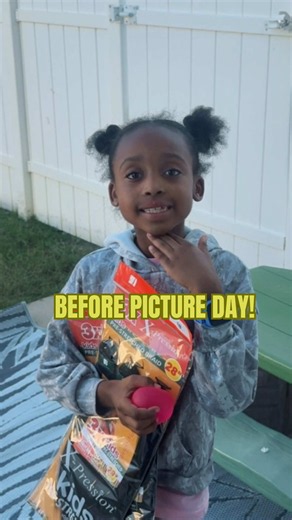 You guys are my witnesses on how she smiled so all I know is these pictures better come out like how she JUST smiled 😭 She picked out her own hairstyle, outfit and all honey don’t play with her ! lol #pictureday