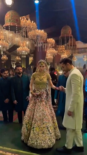 Beautiful Bridal Entry With Parents 🤍 |Emotional Wedding Moments#BridalEntry #BrideWithParents