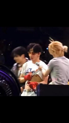 Jimin what are you doinggg👀🤣 Stanford Concert D2🔥