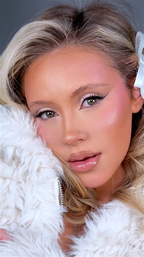 Bridal Makeup and Hair Team |Calgary Canmore Banff Italy on Instagram: "This is what real makeup education looks like! Not just pretty results - but structure, technique, and control behind every step. I teach how to see, not just how to apply. From skin to final refinement - with intention. You can master this too. DM me 🤍 #calgarymakeuplessons #yycmakeuplessons #calgarymakeupartist #canmoremakeupartist #makeupcalgary"