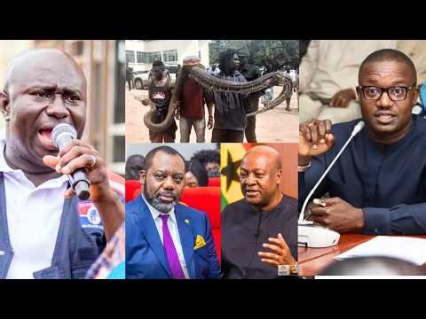 Break, Big Python Found Chewing Electric Wire Causing Dumsor....