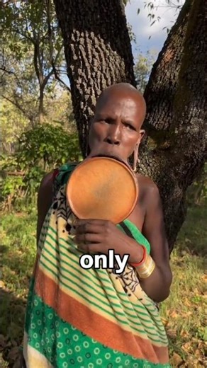 How Women Of African Tribes Wear Plates In Their Ears #shorts