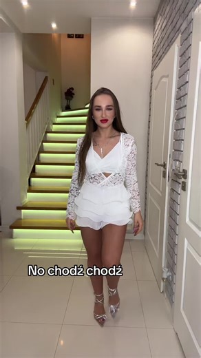 Stylowy kombinezon z topem w Butik Landrynka