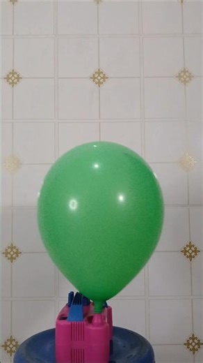 DON’T BLINK! GreenBalloon EXPLODES 🎈💥😱 #shorts #balloonpopping #balloon #poppballons