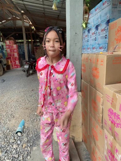 Big Guy Khmer Dance: Part 2