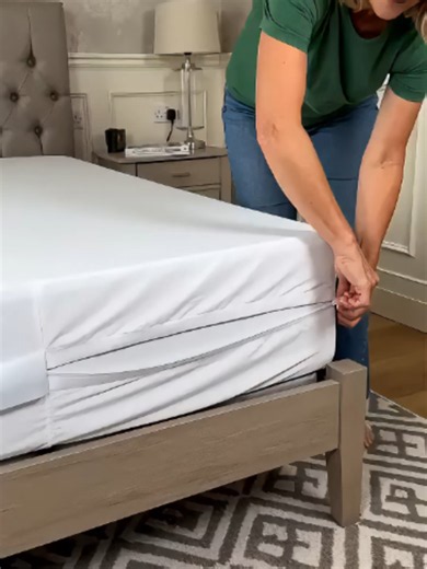 Utopia Bedding Premium Waterproof Mattress Encasement - Bed Bug & Dust Mite Protection. #mattressencasement#mattressprotector#tiktokmademebuylt#bedding#homefinds