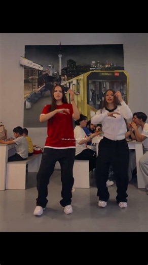 TikTok Viral Trend | AY BONITA Trend #tiktok #trending #editlyrics #lyrics #dance #viralvideo