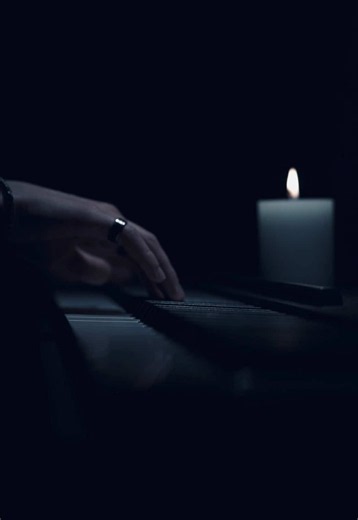 Jupiter ambient piano melody — calming cosmic piano piece