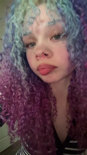 this hair might need to make a comeback | curly hair