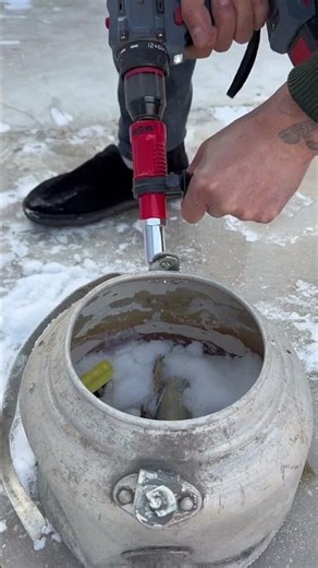 Electric drill turned into a rivet gun