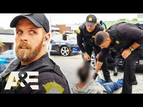 Traffic Stop Leads to Pursuit That Ends in a Crash | Southern Law | A&E