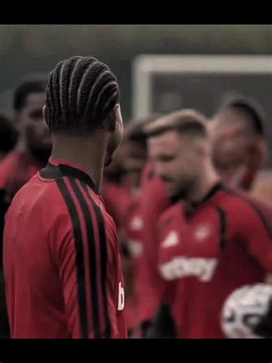 Manchester United training today: Man U players in session